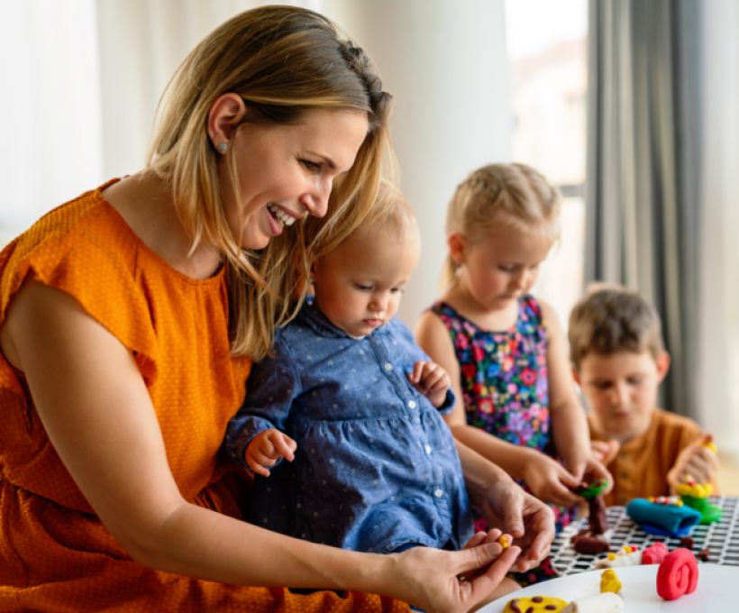 Na Noruega, crianças da creche e jardim de infância ficam juntas